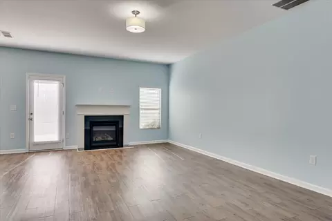 Living - 4703 Southwind Rd, Evans, GA 30809 photo 2 of 7