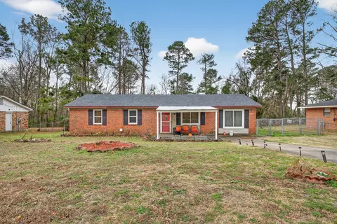 2914 Cumberland Dr, Augusta, GA 30906
