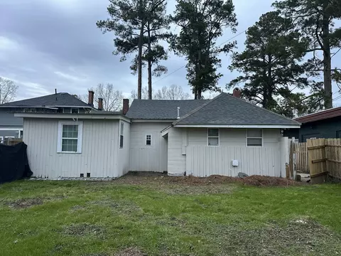 Exterior - 228 Greene St, Augusta, GA 30901 photo 2 of 4