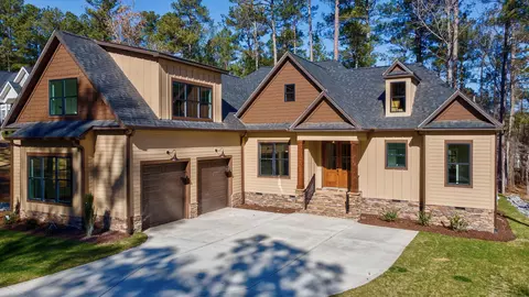 112 Elliott Cir, Mccormick, SC 29835