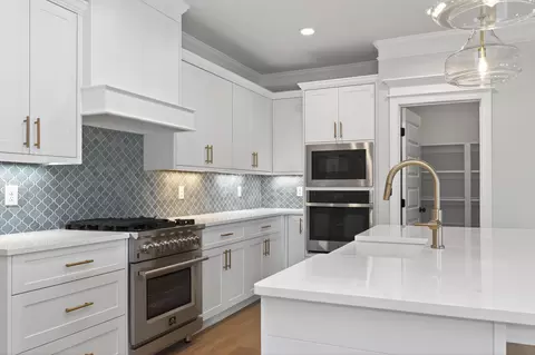 Kitchen - 822 Sparrow Point Ave, Evans, GA 30809 photo 4 of 4