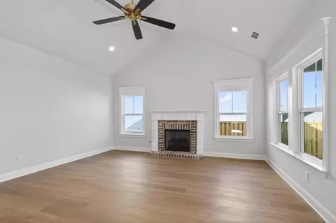 Living - 822 Sparrow Point Ave, Evans, GA 30809 photo 1 of 2