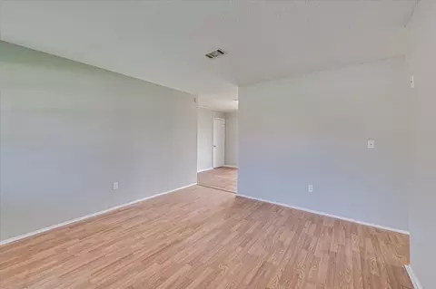 Living - 3620 Sturnidae Dr, Augusta, GA 30906 photo 3 of 4