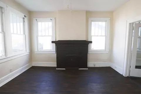 Living - 932 Murphy St, Augusta, GA 30904 photo 2 of 6
