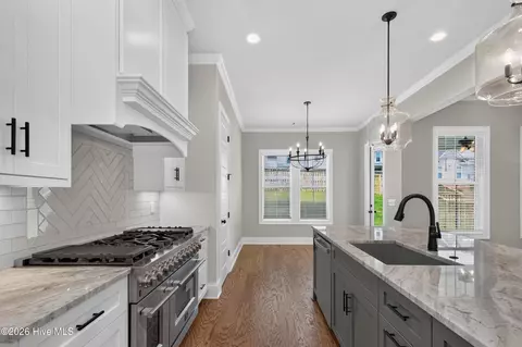 Kitchen - 833 Sparrow Point Ave, Evans, GA 30809 photo 3 of 4