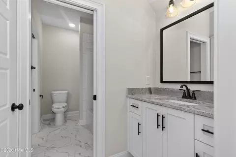 Bath - 833 Sparrow Point Ave, Evans, GA 30809 photo 5 of 5