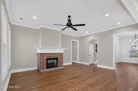 Living - 833 Sparrow Point Ave, Evans, GA 30809 photo 4 of 4