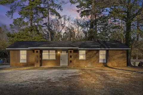 2633 Crosscreek Rd, Hephzibah, GA 30815