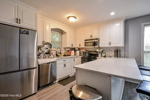 Kitchen - 2217 Buckingham Dr, Augusta, GA 30906 photo 4 of 8