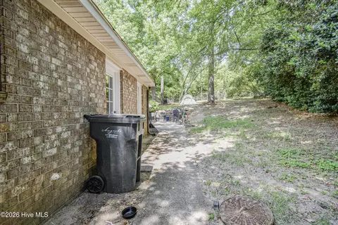 Exterior - 2217 Buckingham Dr, Augusta, GA 30906 photo 10 of 11