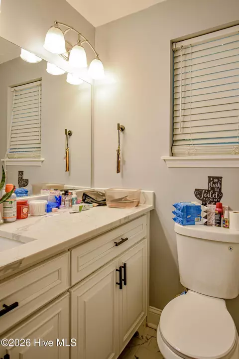 Bath - 2217 Buckingham Dr, Augusta, GA 30906 photo 5 of 6