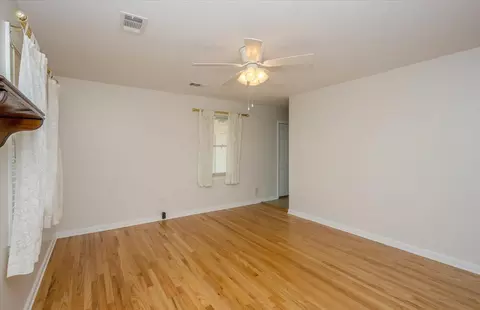 Living - 2145 Hillsinger Rd, Augusta, GA 30904 photo 2 of 3