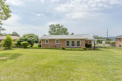 Exterior - 2145 Hillsinger Rd, Augusta, GA 30904 photo 8 of 10