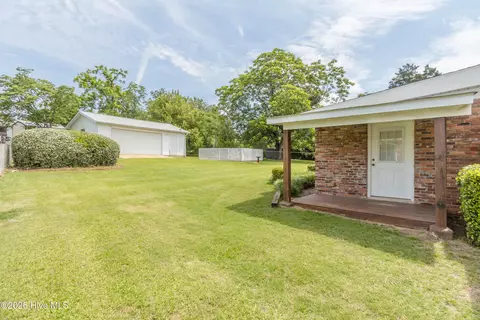 Exterior - 2145 Hillsinger Rd, Augusta, GA 30904 photo 6 of 10
