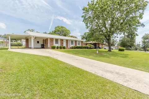 Exterior - 2145 Hillsinger Rd, Augusta, GA 30904 photo 2 of 10