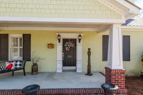 Exterior - 219 White Oak St, Thomson, GA 30824 photo 3 of 16
