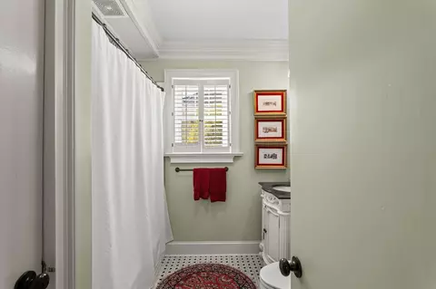 Bath - 219 White Oak St, Thomson, GA 30824 photo 2 of 7