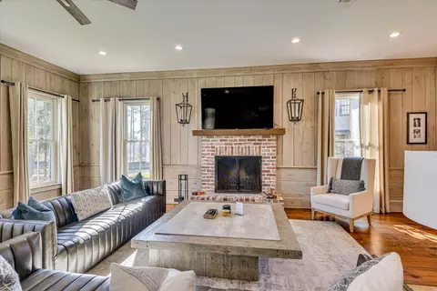 Living - 205 Minchew Ln, Evans, GA 30809 photo 2 of 6