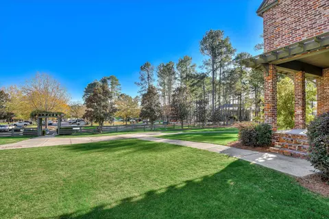 Exterior - 205 Minchew Ln, Evans, GA 30809 photo 8 of 10