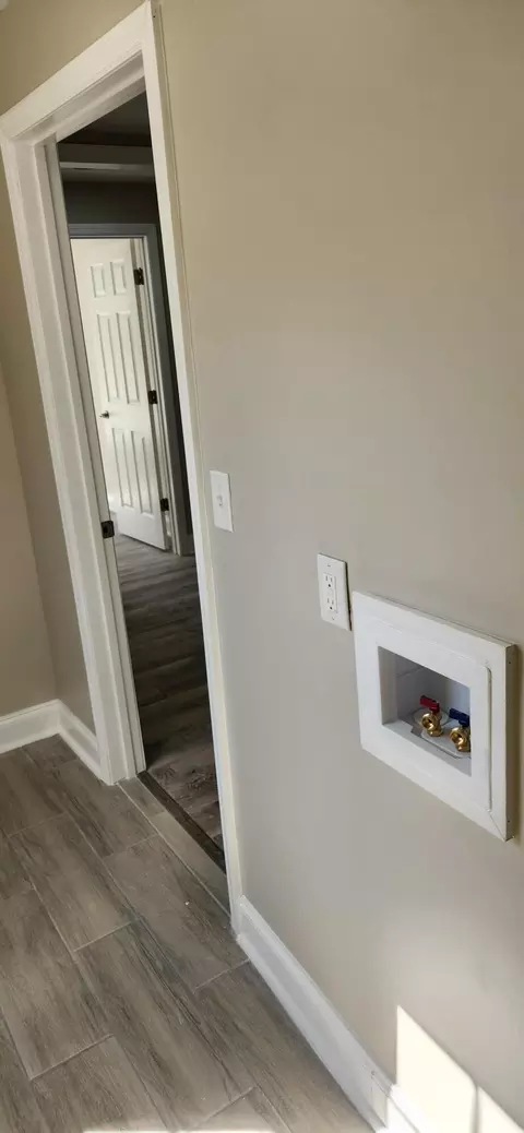 Entry Way - 1612 Cornell Dr, Augusta, GA 30904 photo 6 of 7
