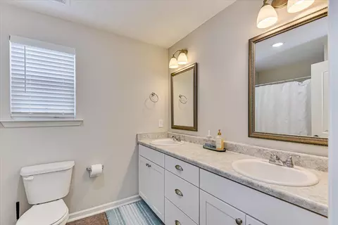 Bath - 911 Goodale Dr, Augusta, GA 30909 photo 1 of 1