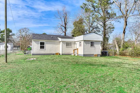 Exterior - 212 Barrow Dr, Augusta, GA 30906 photo 8 of 9