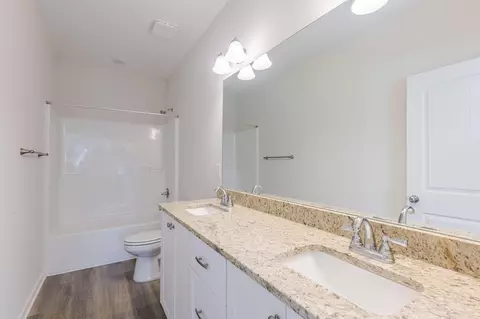 Bath - 354 Bordeaux Dr, Thomson, GA 30824 photo 2 of 2