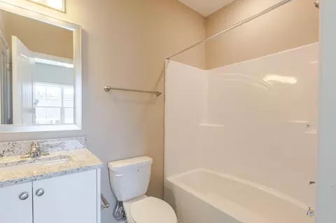 Bath - 355 Bordeaux Dr, Thomson, GA 30824 photo 1 of 2