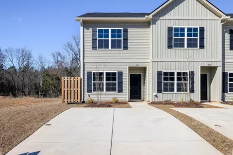 359 Bordeaux Dr, Thomson, GA 30824
