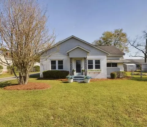 102 Ellis St, Wrens, GA 30833