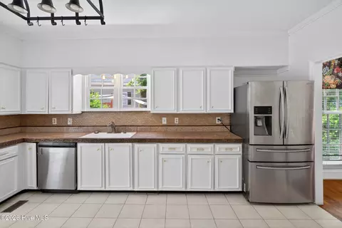 Kitchen - 2014 Autumn Chase, Augusta, GA 30907 photo 3 of 4