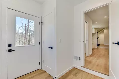 Entry Way - 4626 Silver Lake Dr, Evans, GA 30809 photo 4 of 4