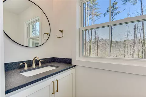 Bath - 4626 Silver Lake Dr, Evans, GA 30809 photo 2 of 7