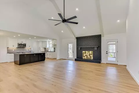 Living - 4626 Silver Lake Dr, Evans, GA 30809 photo 1 of 5