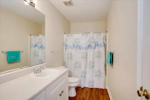 Bath - 2110 Oak Ridge Rd, Martinez, GA 30907 photo 1 of 2