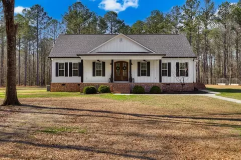 612 Mczilkey Dr, Appling, GA 30802