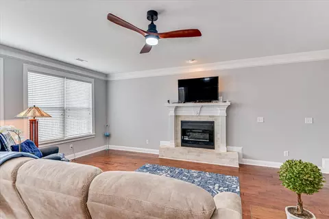 Living - 2334 Malone Way, Evans, GA 30809 photo 3 of 5