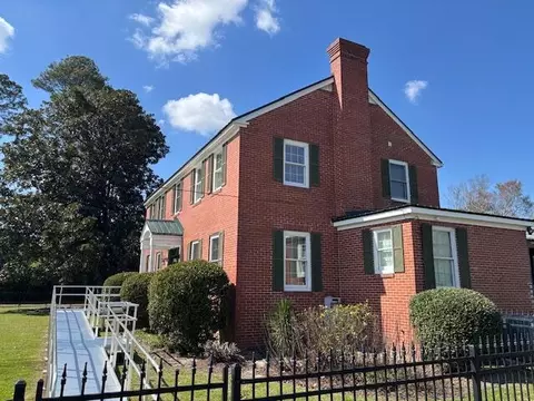 Other - 39 E Calhoun St, Wadley, GA 30477 photo 4 of 9