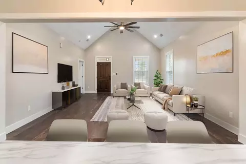 Living - 110 Big Rock Rd, Thomson, GA 30824 photo 3 of 5