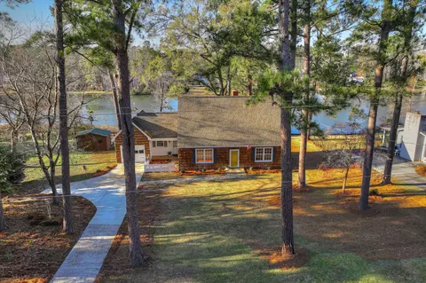 134 Lake Bluff Dr, Waynesboro, GA 30830