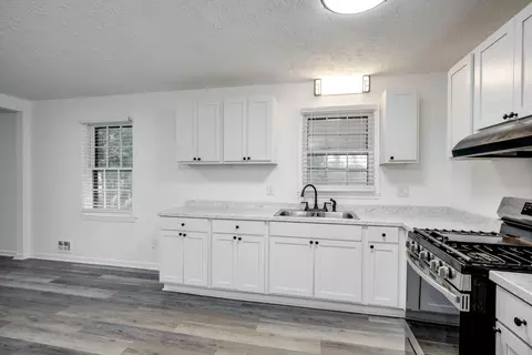 Kitchen - 216 Weldon Rd, Martinez, GA 30907 photo 2 of 4