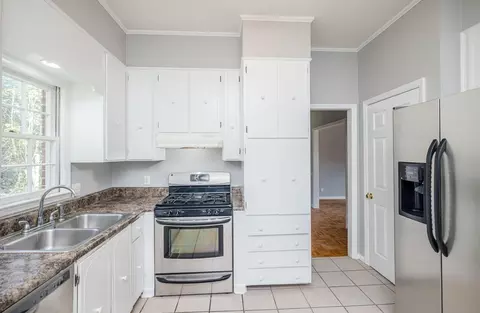 Kitchen - 513 Henderson Dr, Augusta, GA 30909 photo 3 of 5