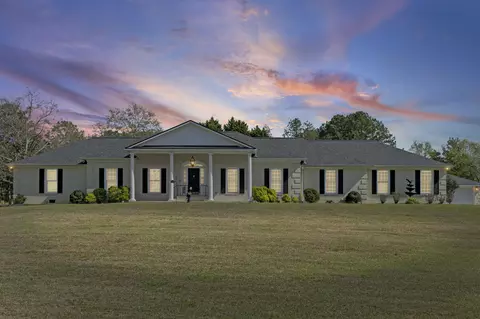 358 Canterbury Dr, Evans, GA 30809