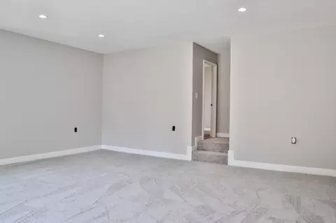 Living - 715 Spooner Dr, Evans, GA 30809 photo 2 of 6