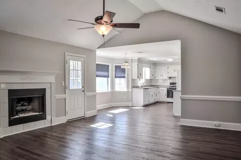 Living - 715 Spooner Dr, Evans, GA 30809 photo 6 of 6