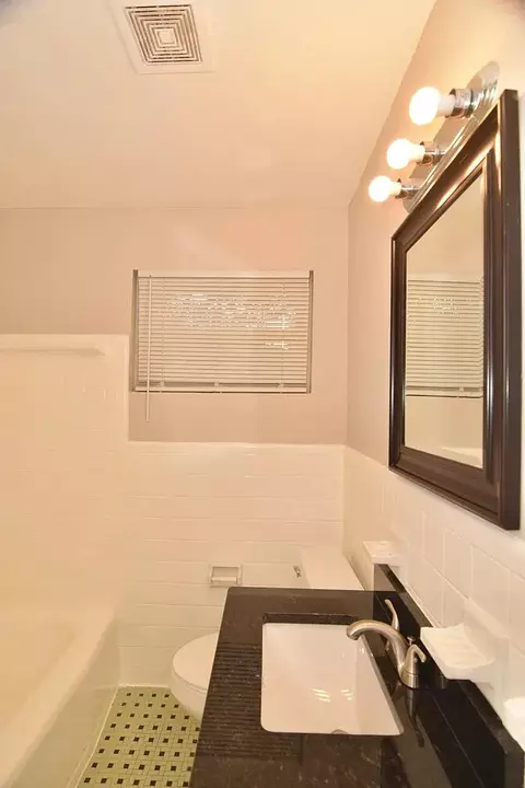 Bath - 2424 Bream Ave, Augusta, GA 30906 photo 1 of 1