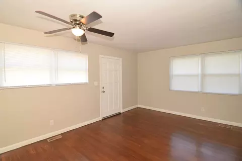 Living - 2424 Bream Ave, Augusta, GA 30906 photo 2 of 8