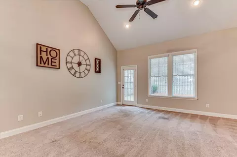 Living - 919 Pennington Way, Evans, GA 30809 photo 2 of 4