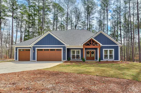 123 Charlotte Dr, Mccormick, SC 29835