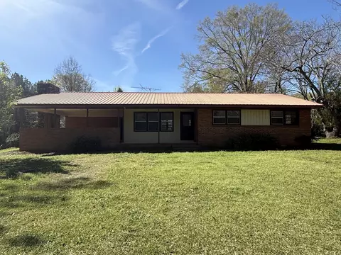 28 Brewer Rd, Jewell, GA 31045